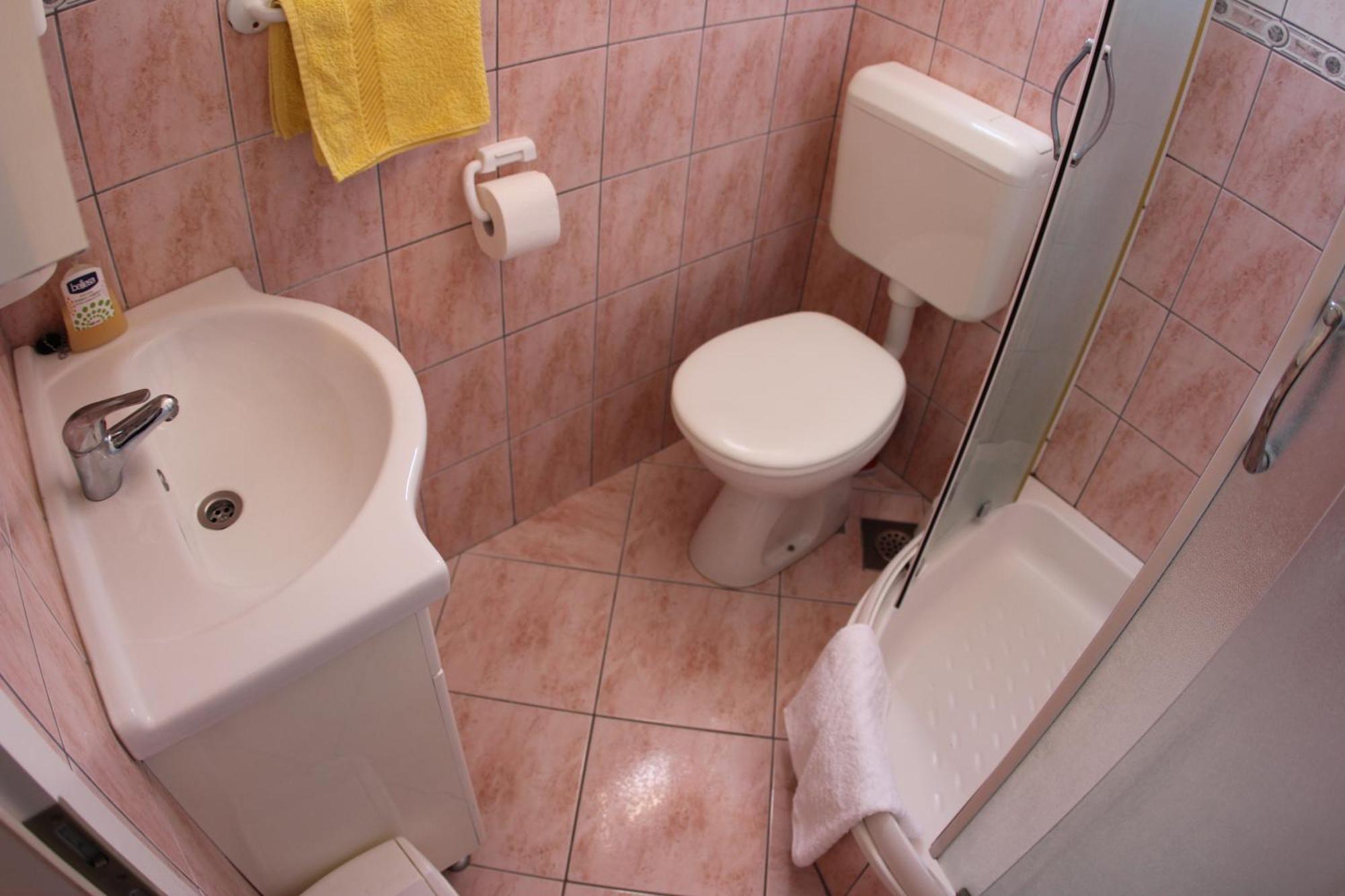 Apartmani Surlin Χβαρ Εξωτερικό φωτογραφία