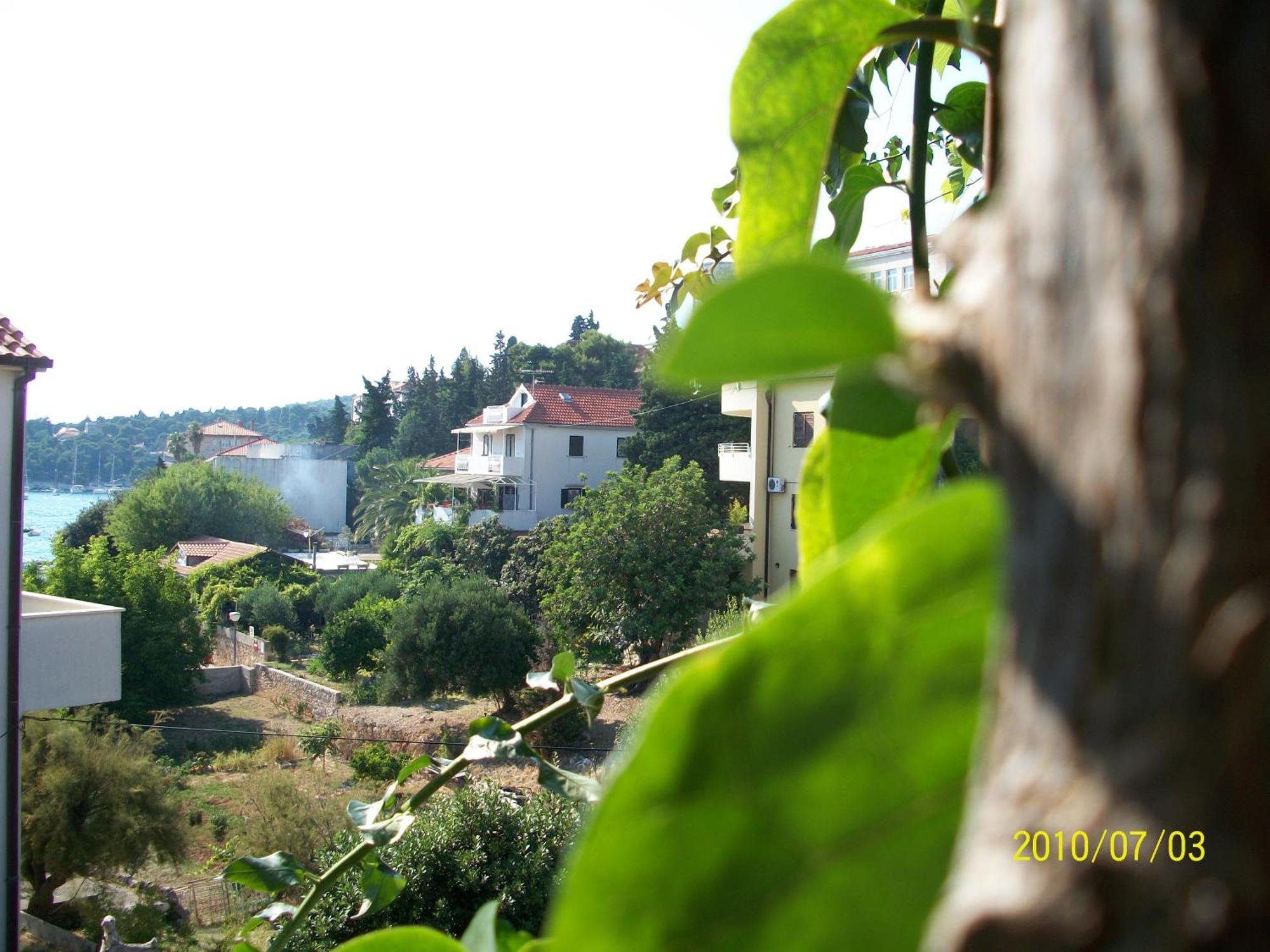 Apartmani Surlin Χβαρ Εξωτερικό φωτογραφία