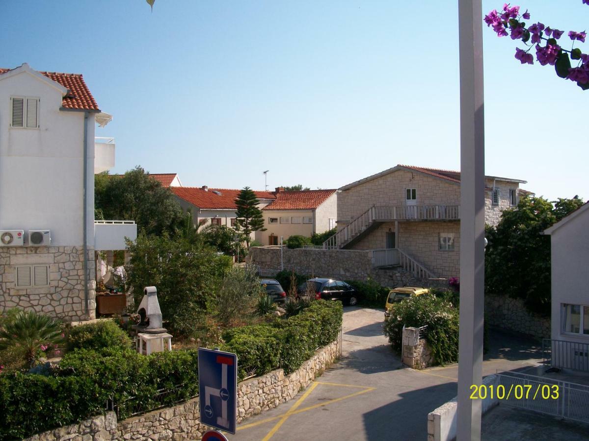 Apartmani Surlin Χβαρ Εξωτερικό φωτογραφία
