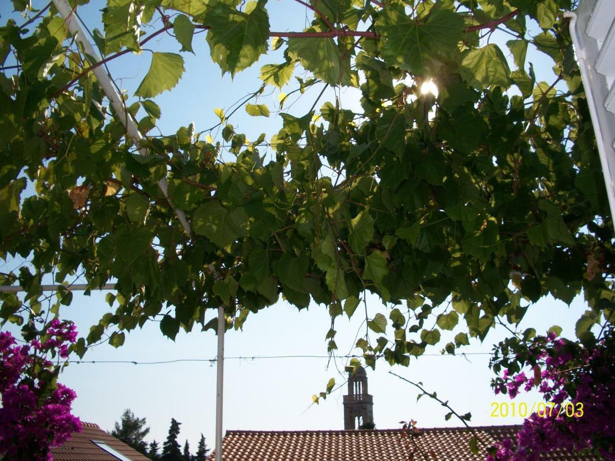 Apartmani Surlin Χβαρ Εξωτερικό φωτογραφία