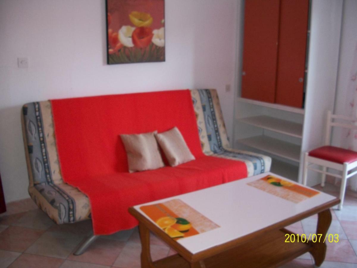 Apartmani Surlin Χβαρ Εξωτερικό φωτογραφία